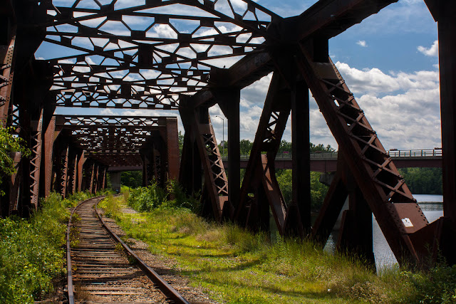 Hooksett railroad bridge